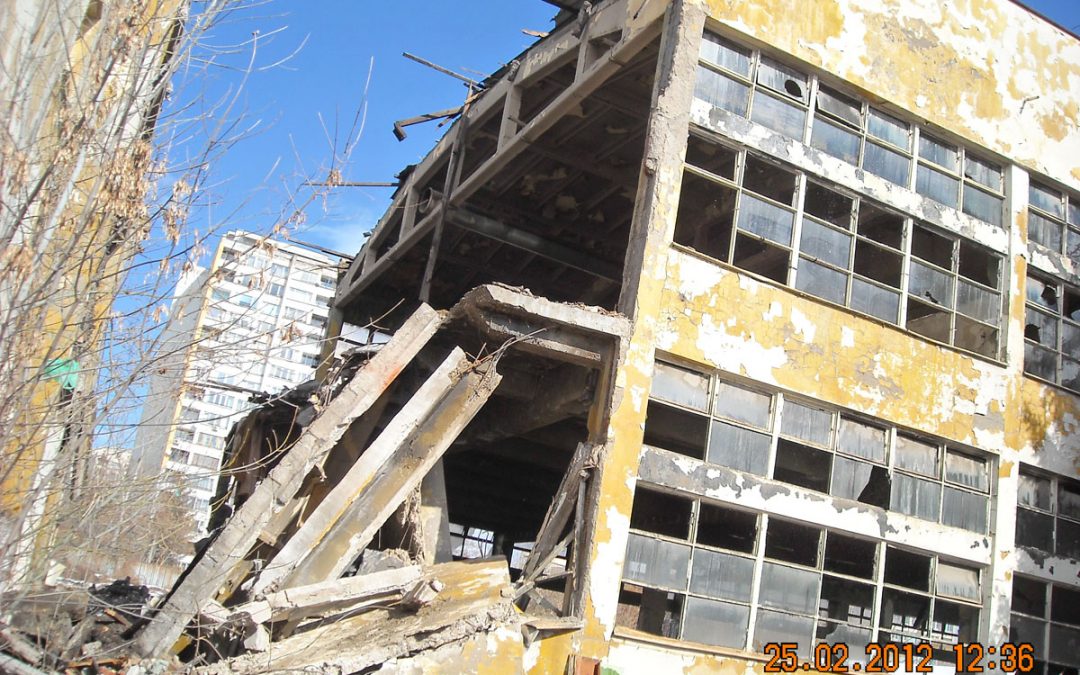 Controlled demolition of old buildings on the grounds of the former Furnir plant, Sofia